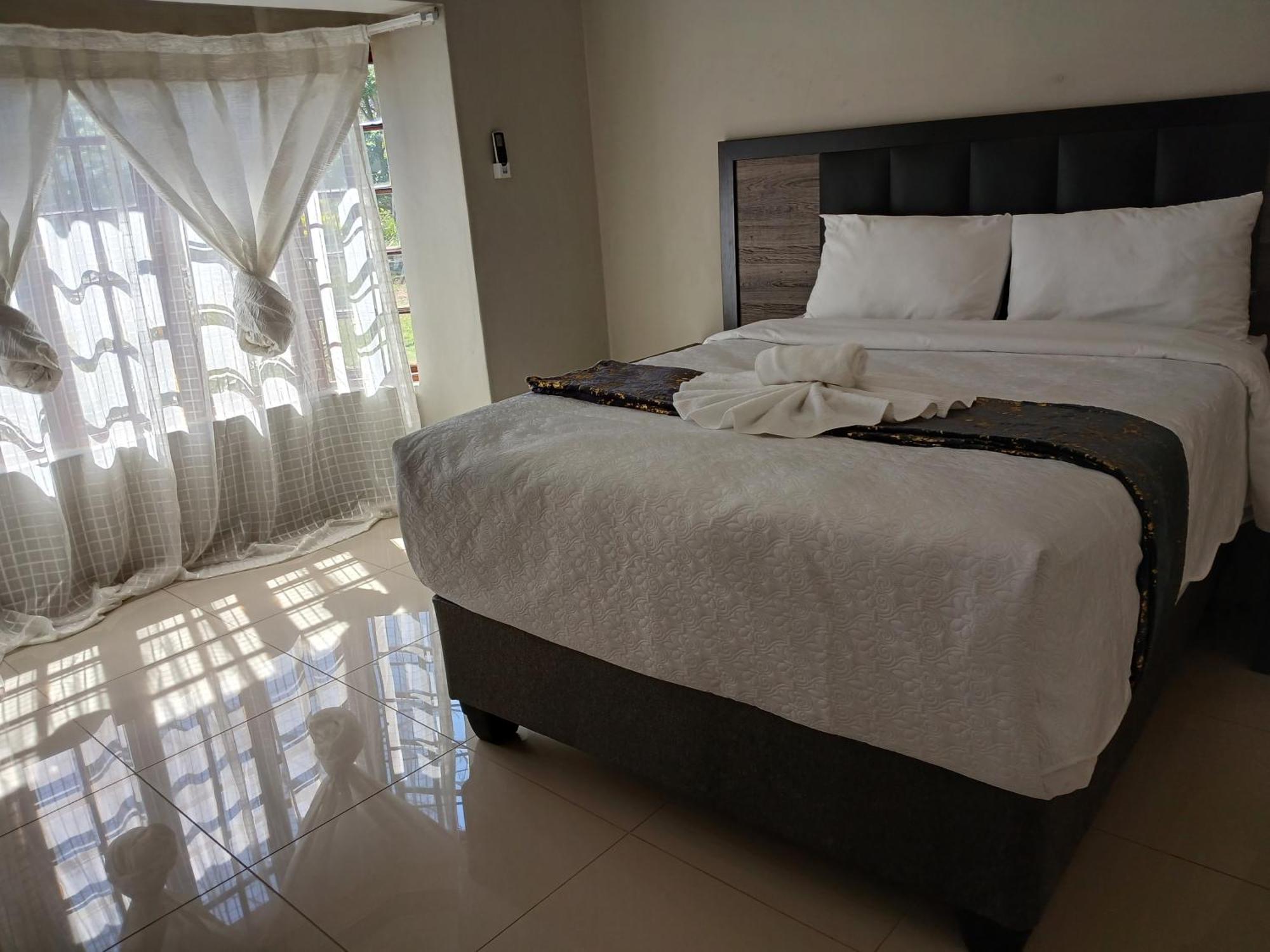 The Haven Guesthouse Ezulwini Lobamba Kültér fotó